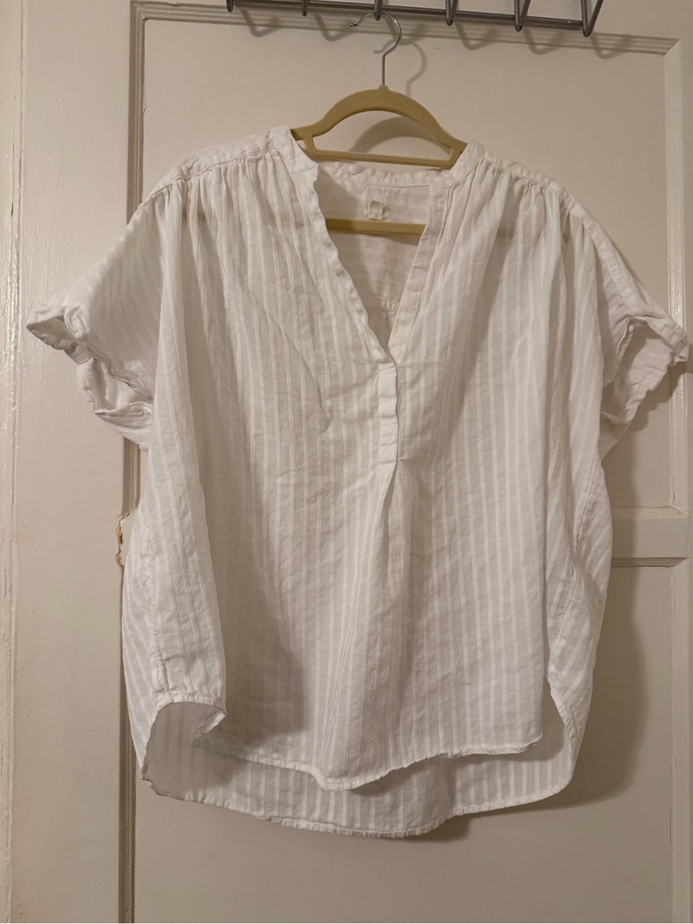 GAP White Split-Neck Lightweight Tunic Top
